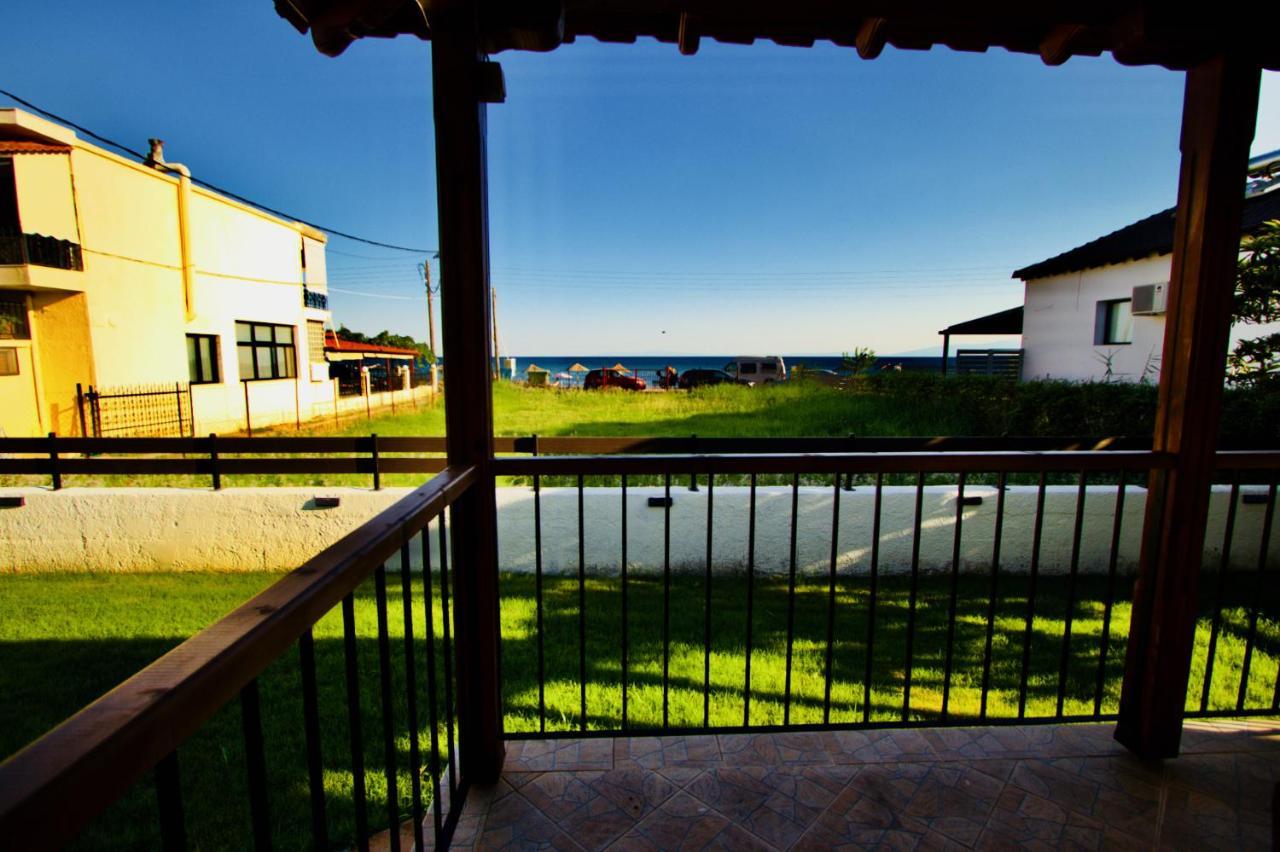 Enalio Beach House Nea Kallikrateia Exterior foto